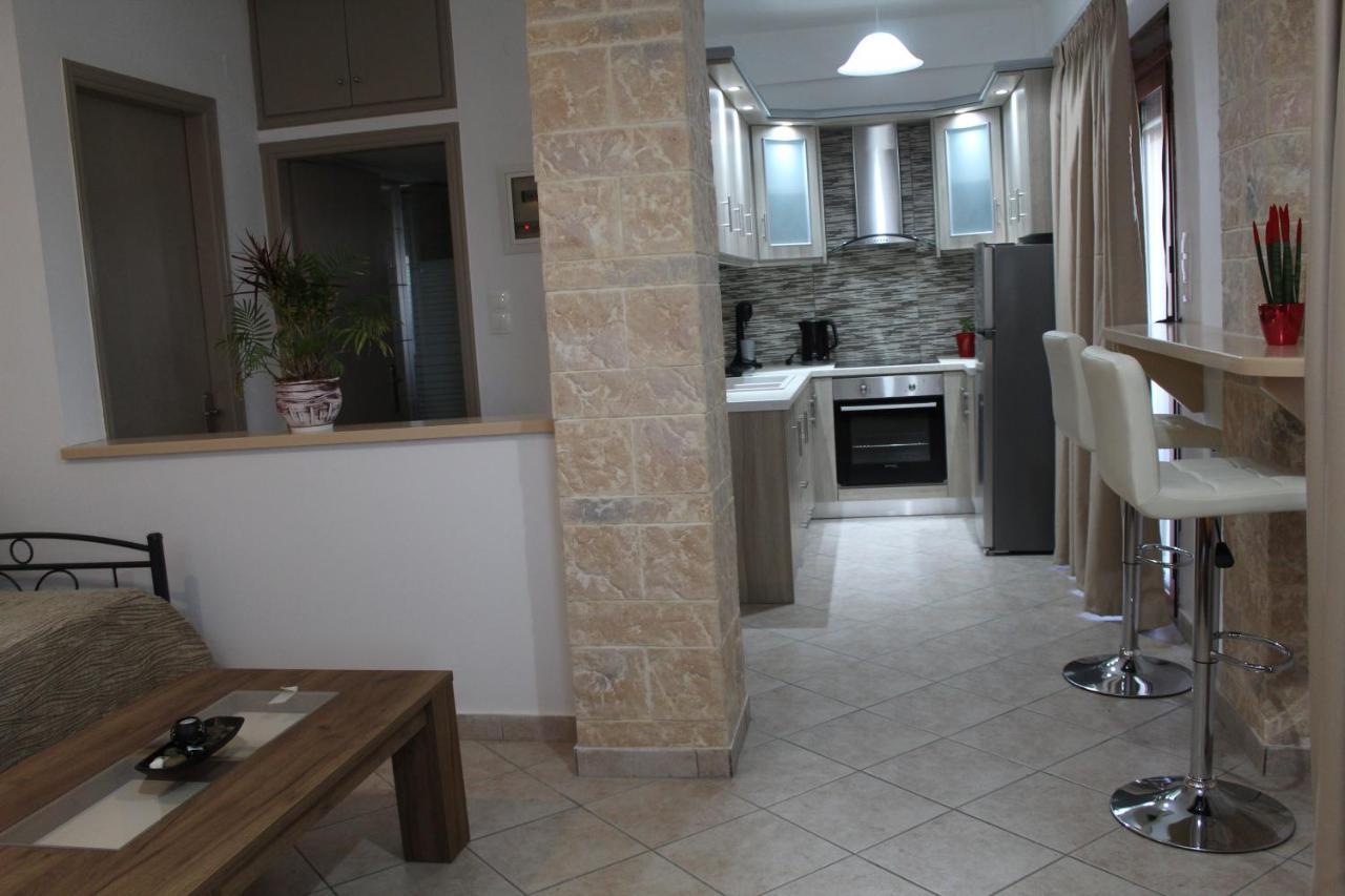 Vakis Apartments 5 Romanon ภายนอก รูปภาพ